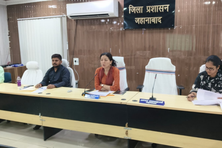 जहानाबाद में डीएपी खाद की कमी पर प्रशासन एक्शन मोड में, विभाग ने मांगी अतिरिक्त आपूर्ति