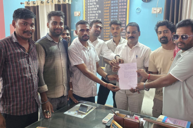 LNMU कुलपति पर आउटसोर्सिंग बहाली में  करोड़ों की उगाही का आरोप, बेगूसराय में छात्र संगठनों ने खोला मोर्चा