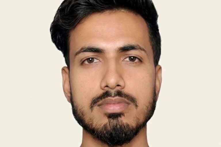पहले ही प्रयास में गुरुआ के मयंक मणि बने आरटीओ इंस्पेक्टर, परिवार और क्षेत्र में खुशी की लहर