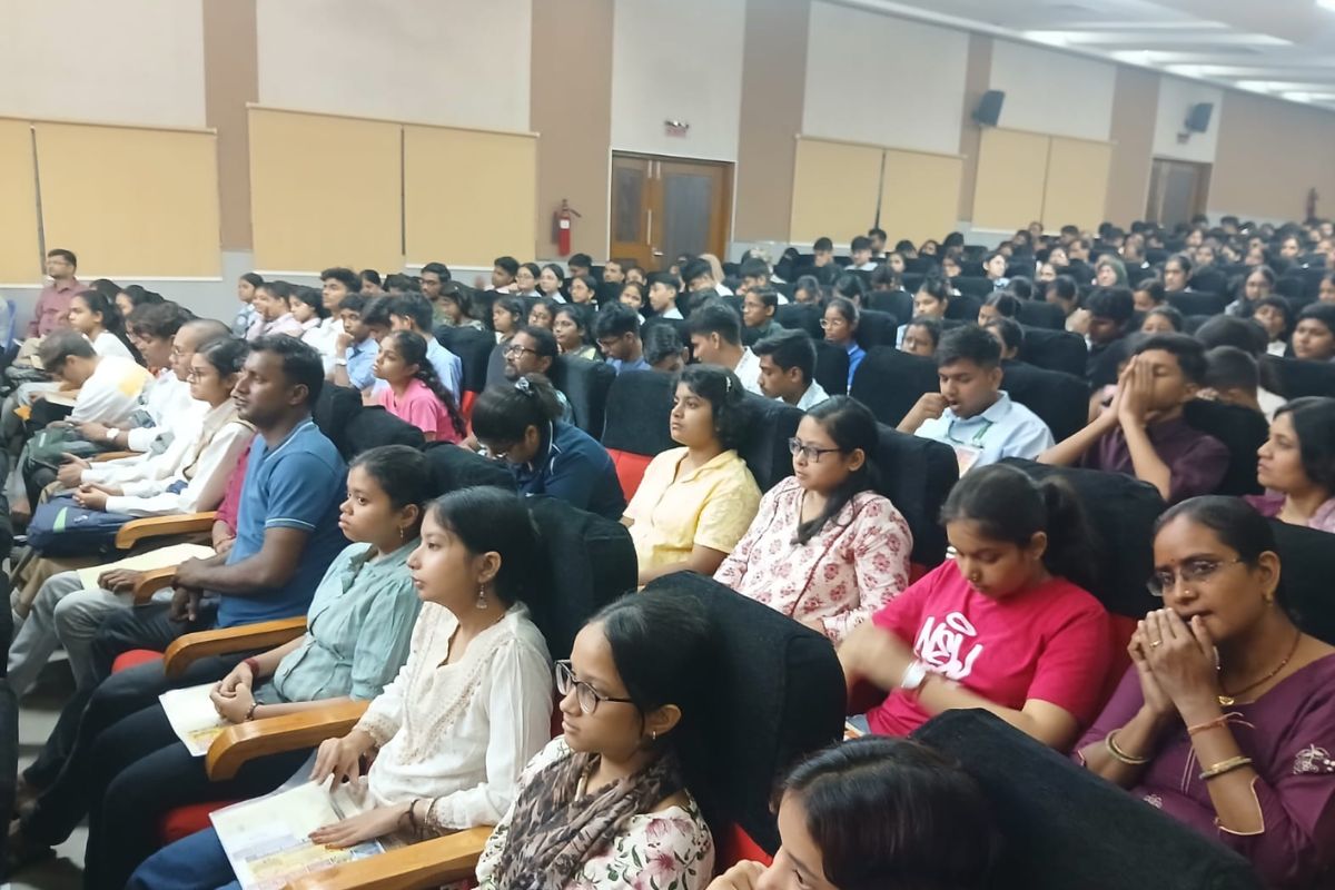 जमशेदपुर में प्रभात खबर प्रतिभा सम्मान का आयोजन, छात्रों में दिखा उत्साह 2 Pratibha Samman 2026 3 1