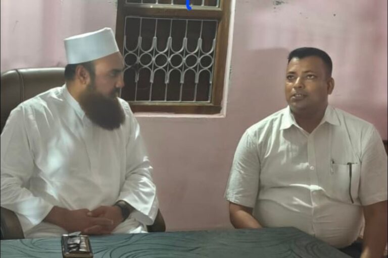 सुपौल में गरीब बच्चों की पढ़ाई नहीं रुकेगी, आमिर-ए-शरीयत ने बढ़ाया मदद का हाथ