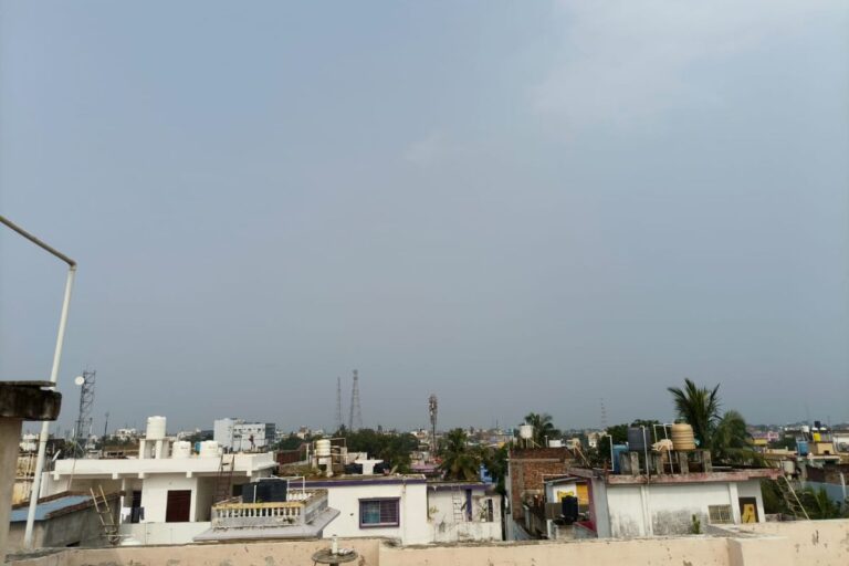 कटिहार में आंशिक बादल, दोपहर में हल्की बारिश के आसार: अधिकतम तापमान 36 डिग्री