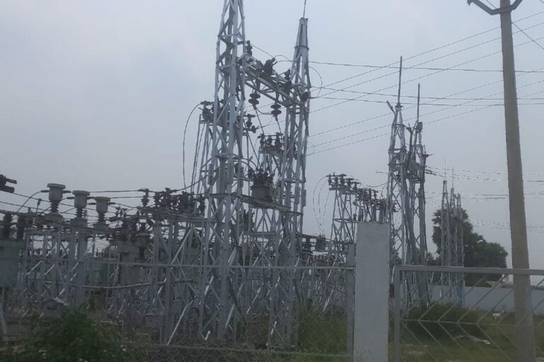 बेलहर में बिजली चोरी करते पकड़े गए चार लोग, आर्थिक जुर्माने के साथ दर्ज हुई प्राथमिकी