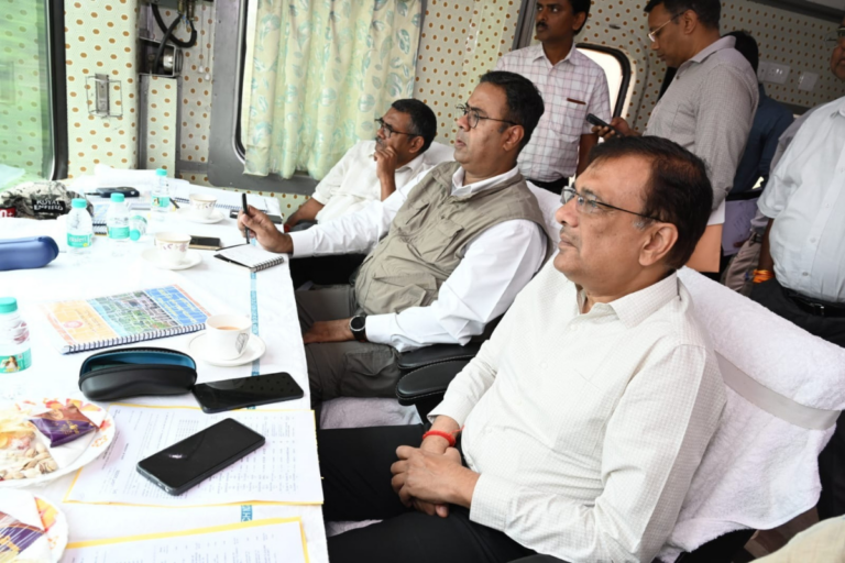 बिहार के NTPC प्लांट्स को मिलेगा भरपूर कोयला: रेलवे GM ने किया गुरपा-गझंडी घाट का निरीक्षण