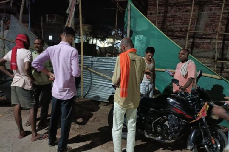जहानाबाद में भतीजे की हत्या के बाद चाचा पर भी हमला, इलाज के दौरान मौत, गुस्साए परिजनों ने पटना – गया एनएच किया जाम