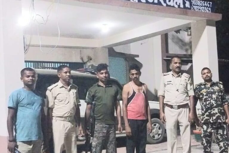 अरवल: मानिकपुर पुलिस की बड़ी कार्रवाई, लबं समय से फरार चल रहा वारंटी धराया