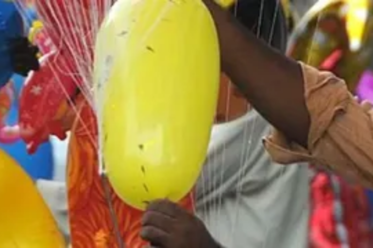 नालंदा में बैलून फुलाने के दौरान श्वास नली में फंसा गुब्बारा, दम घुटने से 6 साल के बच्चे की मौत