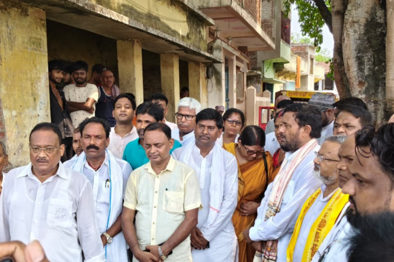 नालंदा के पिंटू-श्रवण हत्याकांड में सियासत तेज, जन सुराज के प्रदेश अध्यक्ष ने की 50 लाख मुआवजा व नौकरी की मांग