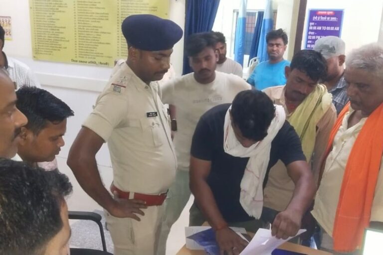 वैशाली में भीषण सड़क हादसा, ट्रक की टक्कर से टेंपो सवार की मौत, 4 बेटियों के सिर से उठा पिता का साया