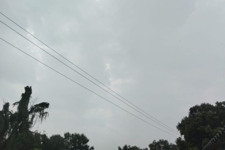 लखीसराय मौसम.आंधी-तूफान और बारिश का अलर्ट, तापमान में 3 से 4 डिग्री तक गिरावट के आसार