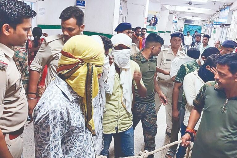 पैसे की धमक और सिस्टम की चूक: जानें कैसे लखीसराय में बायोमेट्रिक टीम से मिलकर सॉल्वर गैंग ने NEET (UG) परीक्षा को बनाया ‘मजाक’