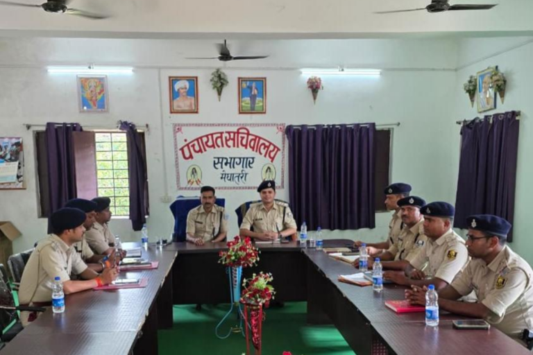 शराब तस्करों और अपराधियों पर कसेगा शिकंजा, रजौली और कोडरमा पुलिस ने बनाई संयुक्त रणनीति