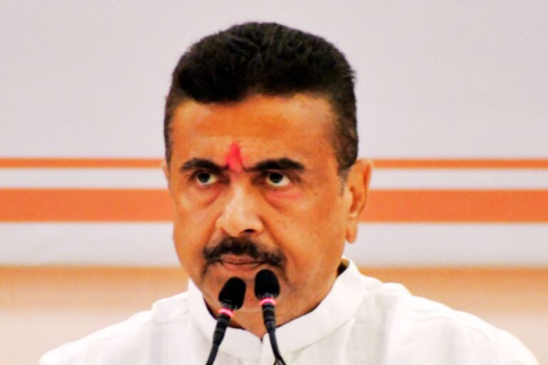 बंगाल में नौकरशाही का शुद्धिकरण, नबान्न से तृणमूल समर्थक अफसरों को बाहर कर रहे शुभेंदु अधिकारी