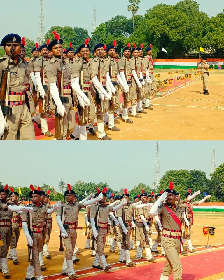 मुंगेर में 196 प्रशिक्षु सिपाहियों की दीक्षांत परेड, डीआईजी ने ली सलामी