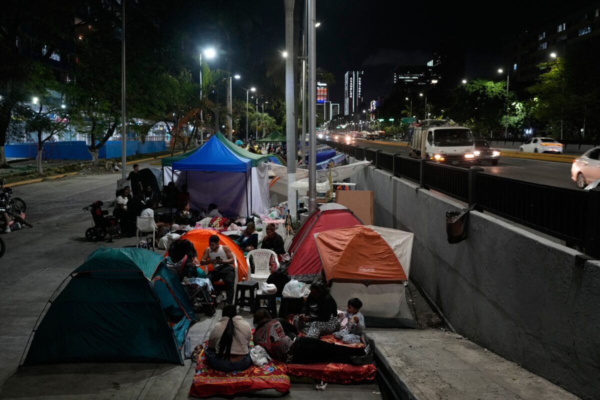वेनेजुएला में भूकंप की तबाही: अबतक 235 की मौत, 4300 से ज्यादा घायल; हजारों लापता 2 Whatsapp Image 2026 06 26 At 10.54.11 1