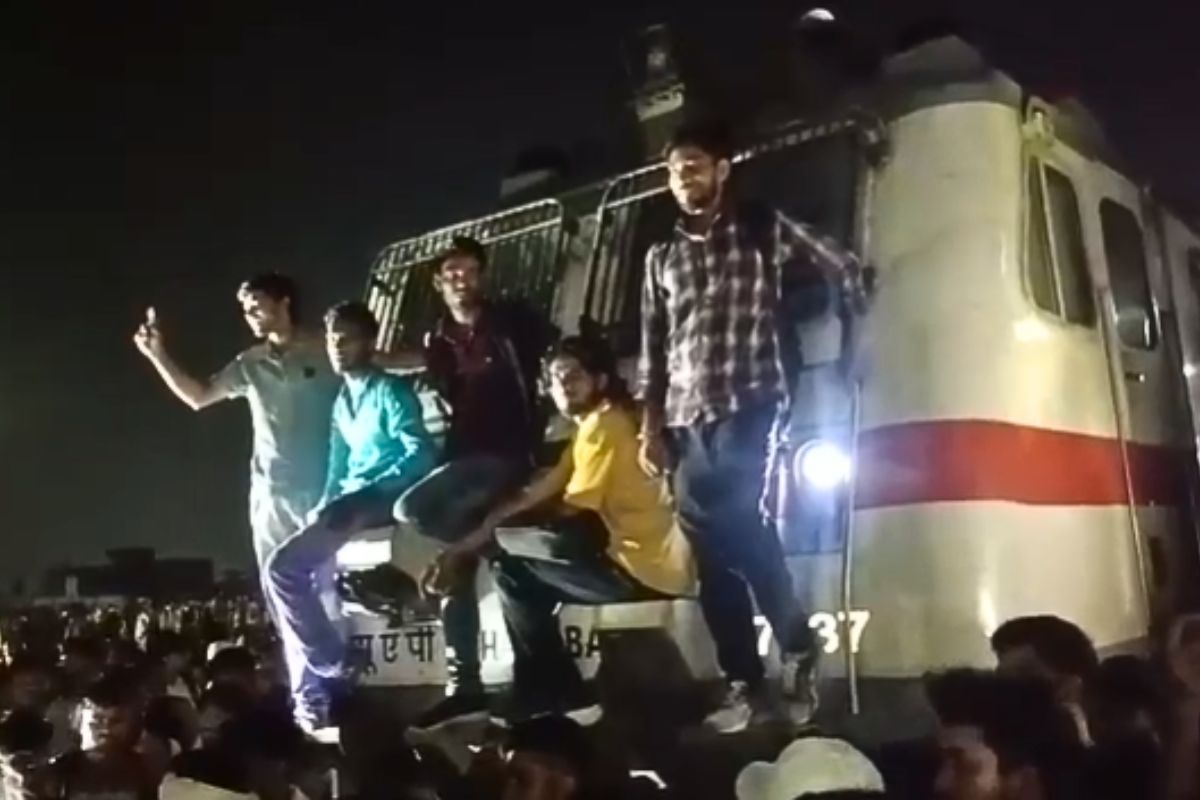 रेल Ig ने बताया आधी रात पाटलिपुत्र स्टेशन पर क्या-क्या हुआ, हंगामा मामले में 500 अज्ञात पर Fir, 6 उपद्रवी गिरफ्तार 1 Bihar Police Exam Protest 1