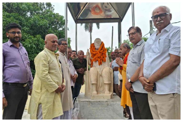 दरभंगा: जनकवि बाबा नागार्जुन की 115वीं जयंती पर श्रद्धांजलि, वक्ताओं ने किया याद