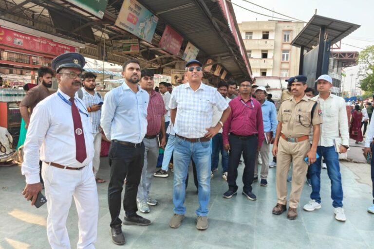 गया जंक्शन पर मिलेंगी एयरपोर्ट जैसी वर्ल्ड क्लास सुविधाएं: DRM ने निर्माण कार्यों को समय पर पूरा करने का दिया अल्टीमेटम