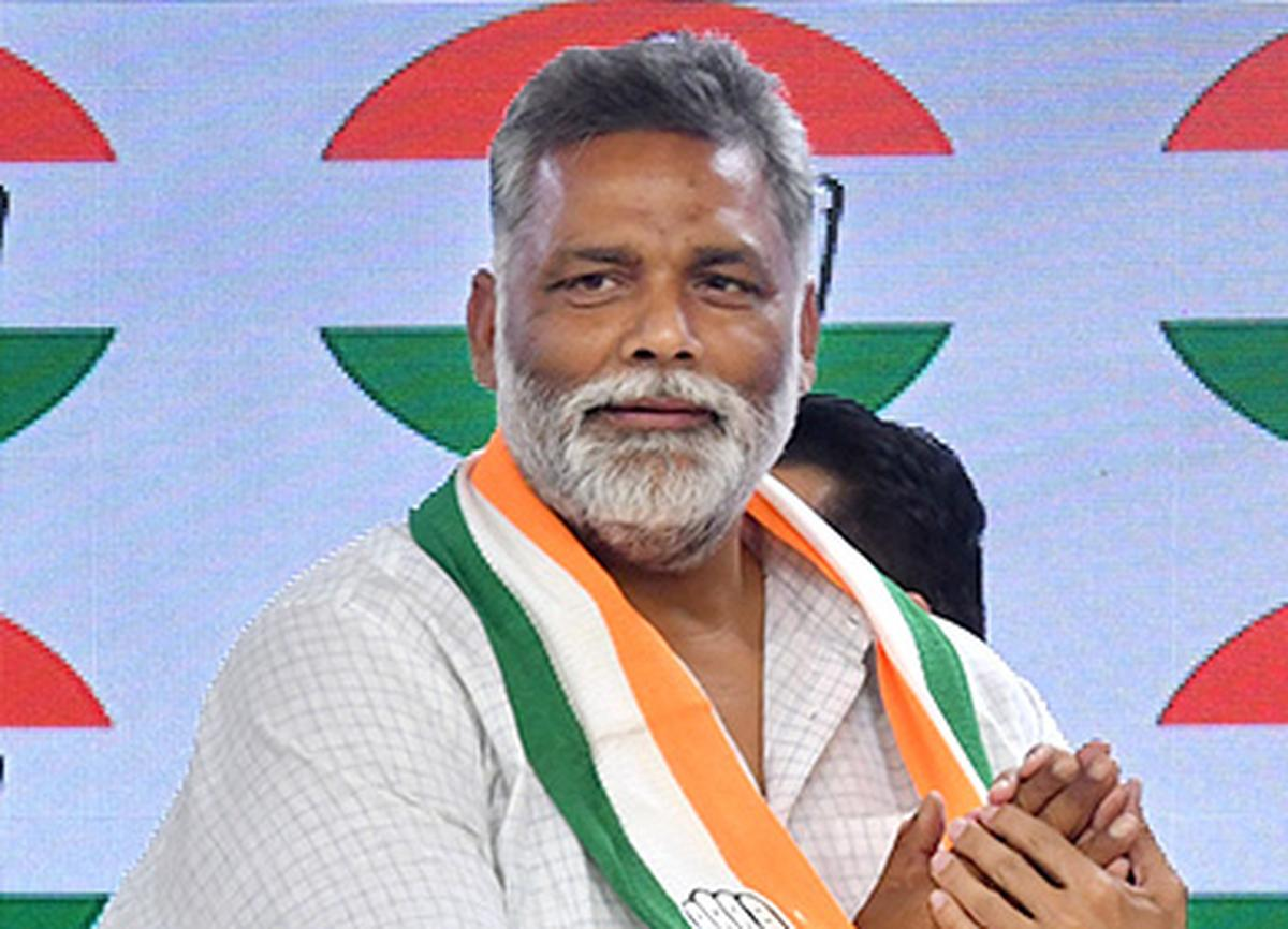 राजगीर मॉब लिंचिंग पर भड़के सांसद पप्पू यादव, पीड़ितों को दी आर्थिक मदद; बोले- 'संसद तक उठाएंगे आवाज' 3 Image 1018