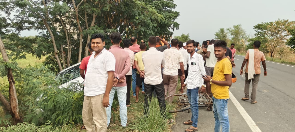 नालंदा में Suv की टक्कर से साइकिल सवार की मौत; आक्रोशित ग्रामीणों ने किया चक्काजाम 3 Image 1119