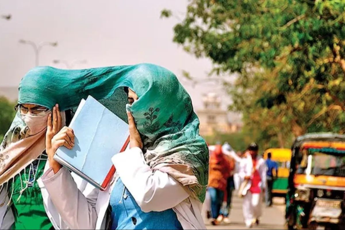 रोहतास में मौसम का मिजाज: आज 35 डिग्री पहुंचेगा पारा, गर्मी के बीच बादलों की आवाजाही से शाम को मिलेगी थोड़ी राहत 2 Image 1237