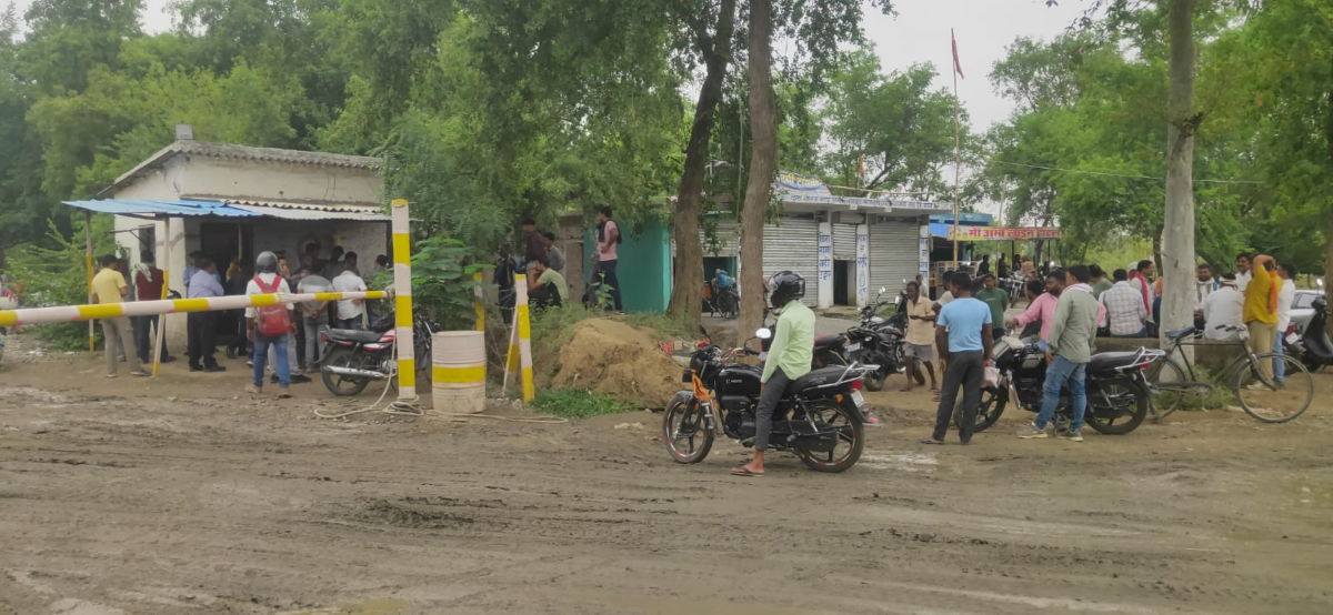 औरंगाबाद में Pnc कंपनी की लापरवाही से क्षतिग्रस्त हुई 11 हजार वोल्ट लाइन, 15 घंटे बिजली गुल; ग्रामीणों ने किया गेट जाम 4 Image 1285