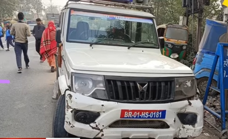 पटना में वारंटी को दबोचने गई पुलिस पर पथराव, Asi जख्मी, घर से मिले 8 जिंदा कारतूस 2 Image 236