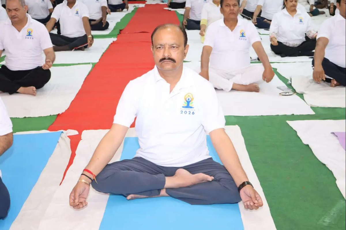 धनबाद में Bccl का ‘योग संगम’: Cmd मनोज अग्रवाल बोले- केवल एक नहीं, साल के 365 दिन अपनाएं योग 3 Image 986