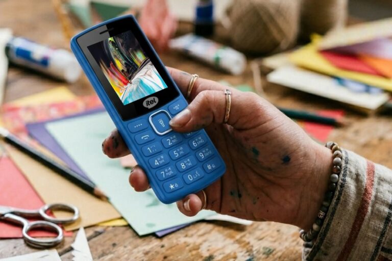 सिर्फ 1799 रुपये में IP67 रेटिंग वाला फोन! 1,200mAh बैटरी और AI कॉलिंग फीचर समेत मिलते हैं कई फायदे
