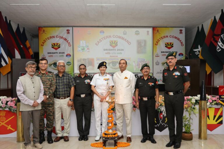 रांची: भारतीय सेना ने मिलिट्री हॉस्पिटल नामकुम में ‘दृष्टि 2026’ मेगा नेत्र चिकित्सा शिविर का किया शुभारंभ 