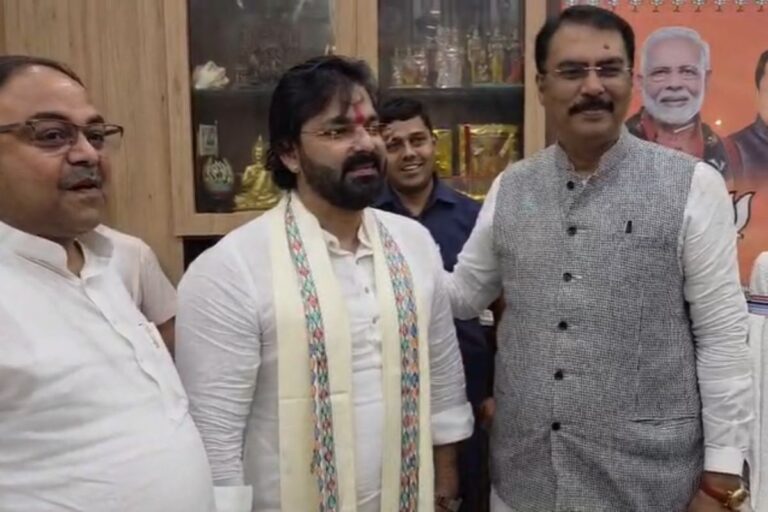 ‘पार्टी मेरी मां है’, प्रदेश अध्यक्ष से मिलकर बोले पवन सिंह- मैं BJP का सेवक हूं, सीएम सम्राट से भी मिले