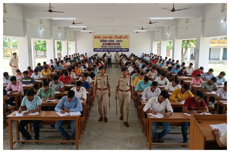 शिवहर में सिपाही भर्ती परीक्षा शांतिपूर्ण संपन्न, 3252 अभ्यर्थी रहे अनुपस्थित