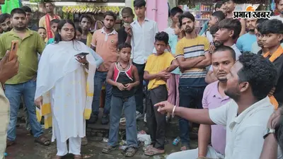 बेगूसराय के बलिया स्टेशन रोड पर जलजमाव को लेकर धरना, लोगों का फूटा गुस्सा, हरकत में आया नगर परिषद