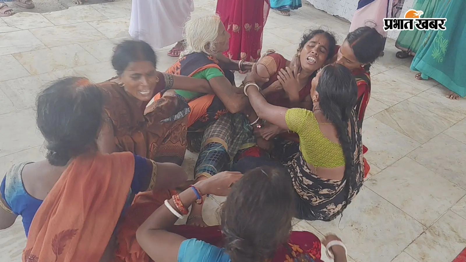 गया जी : स्कूल जाते समय बच्चों पर गिरी आकाशीय बिजली, शेरघाटी में छठी के छात्र की मौत, तीन घायल