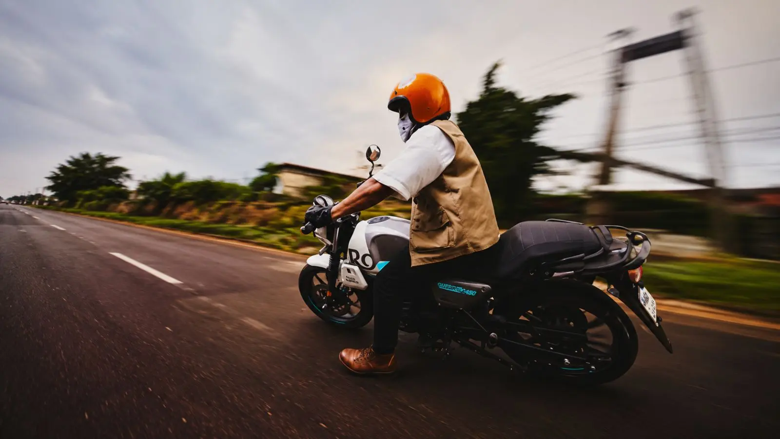 KTM Duke से लेकर Royal Enfield Himalayan तक, जल्द सड़कों पर धूम मचाने आ रहीं 5 एडवेंचर बाइक्स
