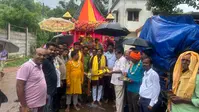 जुगीपाड़ा और रासमंच में श्रद्धालुओं ने खींची आस्था की डोर
