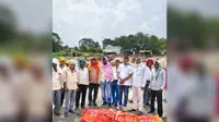 बक्सर के ग्रामीण आवास सहायक  का निधन, आवास कर्मियों ने दो मिनट का मौन रख दी श्रद्धांजलि