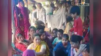 घर का दरवाजा खोलते ही सांप ने डसा, बेलहर में वृद्ध महिला की मौत से परिवार पर टूटा दुखों का पहाड़