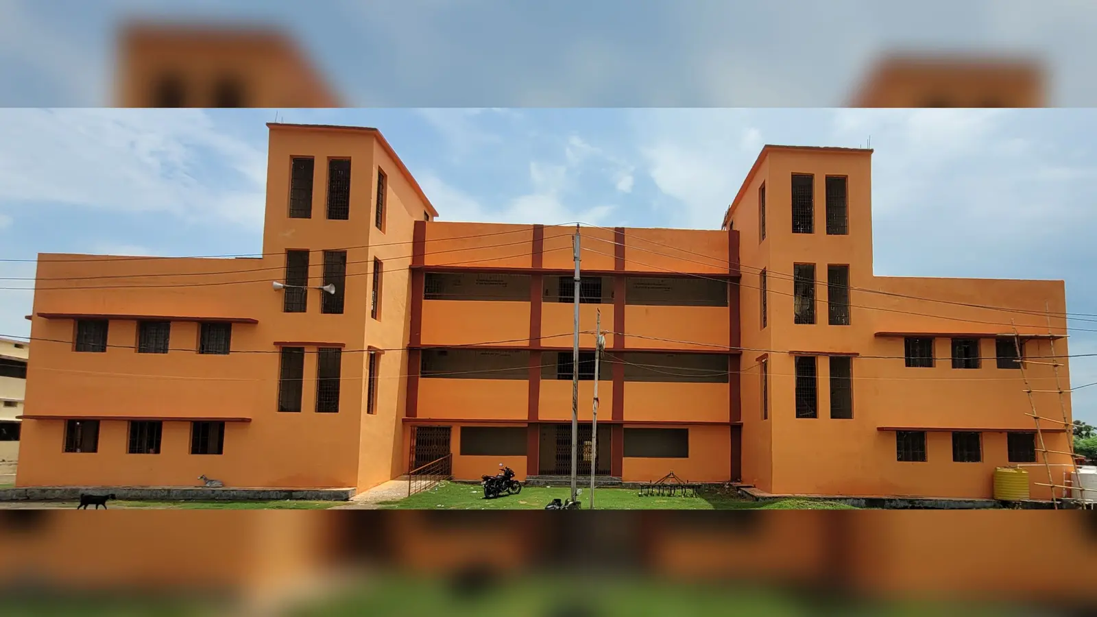 हलसी प्रखंड मुख्यालय स्थित तैयार मॉडल स्कूल | Prabhat Khabar Network हलसी प्रखंड मुख्यालय स्थित तैयार मॉडल स्कूल | Prabhat Khabar Network
