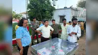 रोहतास: इंद्रपुरी बराज के पास बन रहे डेहरी हाट का DM ने किया निरीक्षण, गुणवत्ता से समझौता नहीं करने की चेतावनी