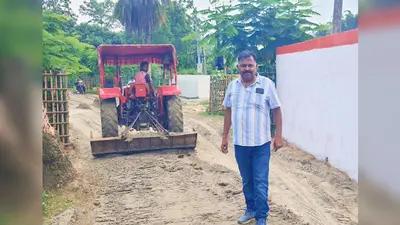धौरी से दुम्मा तक 55 किमी कच्चा कांवरिया पथ हो रहा तैयार, गंगा की महीन बालू बिछाने का काम तेज