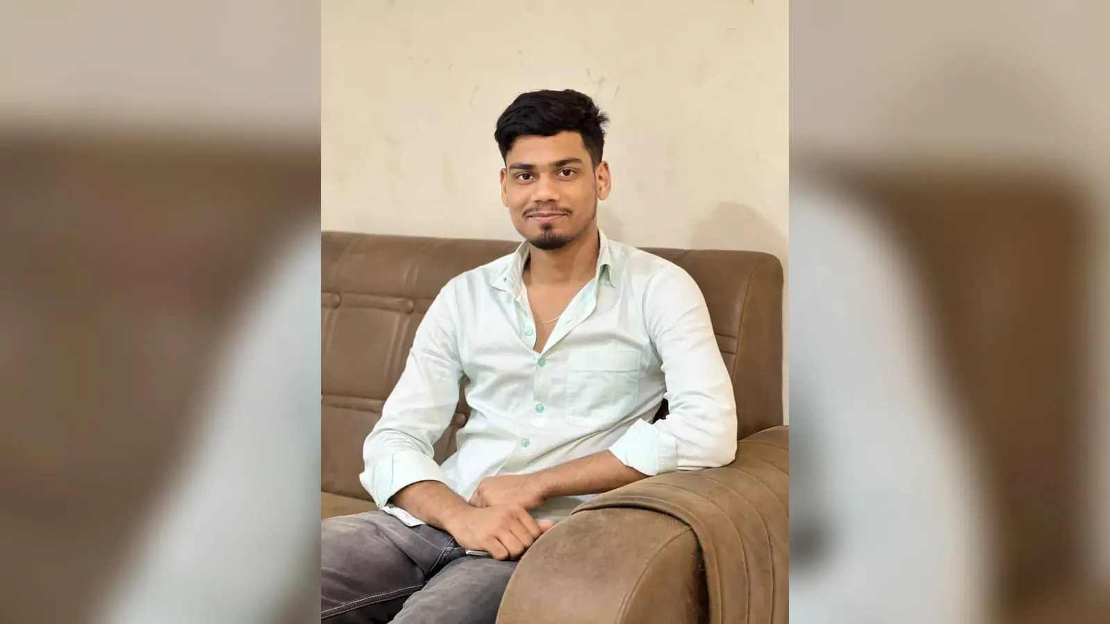 ईट भट्टा सचालक के बेटे ने निट परीक्षा में लहराया परचम, ऑल इंडिया रैंक 565 पर हुआ सम्मानित | Prabhat Khabar Network ईट भट्टा सचालक के बेटे ने निट परीक्षा में लहराया परचम, ऑल इंडिया रैंक 565 पर हुआ सम्मानित | Prabhat Khabar Network