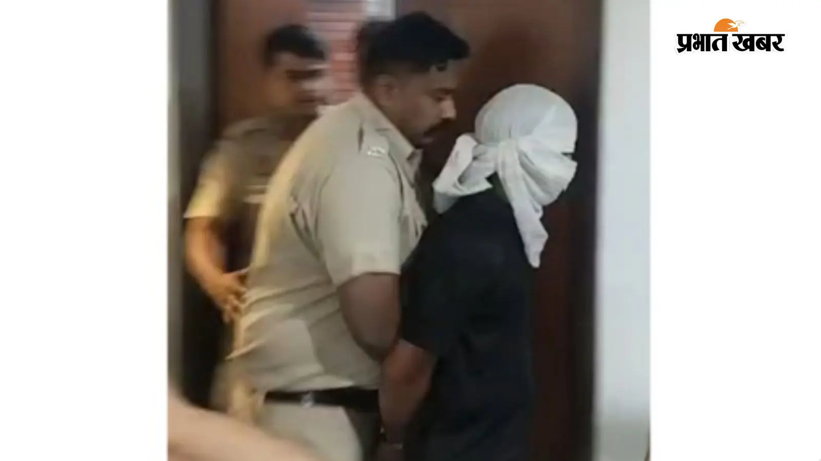 दिल्ली के UPSC अभ्यर्थी हत्याकांड के आरोपी राहुल कुमार मीणा ( स्रोत- एएनआई ) दिल्ली के UPSC अभ्यर्थी हत्याकांड के आरोपी राहुल कुमार मीणा ( स्रोत- एएनआई )