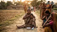 मां को खेत में खाना देकर लौट रही थी 8 साल की बच्ची, रास्ते में सांप ने डसा, इलाज से पहले चली गई जान