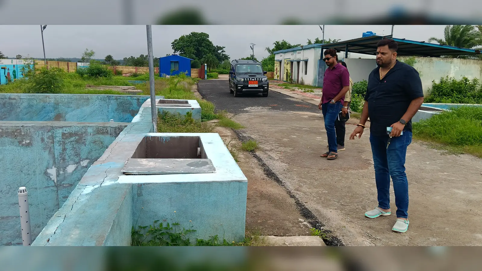 फोटो: एफएसटी प्लांट का जायजा लेते नगर पंचायत उपाध्यक्ष राजकुमार मिश्रा | Prabhat Khabar Network फोटो: एफएसटी प्लांट का जायजा लेते नगर पंचायत उपाध्यक्ष राजकुमार मिश्रा | Prabhat Khabar Network