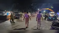 बिष्टुपुर : पुलिस ने अड्डेबाजी कर रहे युवकों से करायी उठक-बैठक