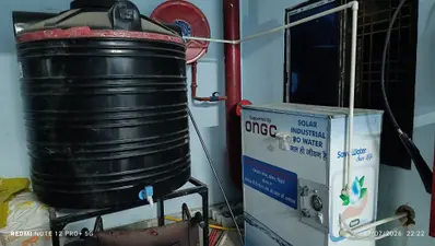 सीवान में मैरवा रेफरल अस्पताल में प्यासे मरीज, एक महीने से खराब पड़ा सांसद मद का RO, चापाकल भी गायब