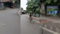 ठाकुरगंज में रिमझिम फुहारों से मौसम हुआ सुहावना: नेपाल सीमा पर बदला मिजाज, लेकिन 'फ्लैश फ्लड' की चेतावनी ने बढ़ाई चिंता