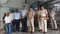 कटिहार में सुरक्षा के कड़े इंतजाम: DM आशुतोष द्विवेदी और SP परिचय कुमार ने किया EVM वेयरहाउस का औचक निरीक्षण
