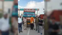 बक्सर में 37 लाख की विदेशी शराब जब्त, कंटेनर में बने गुप्त चैंबर से मिली 349 पेटियां